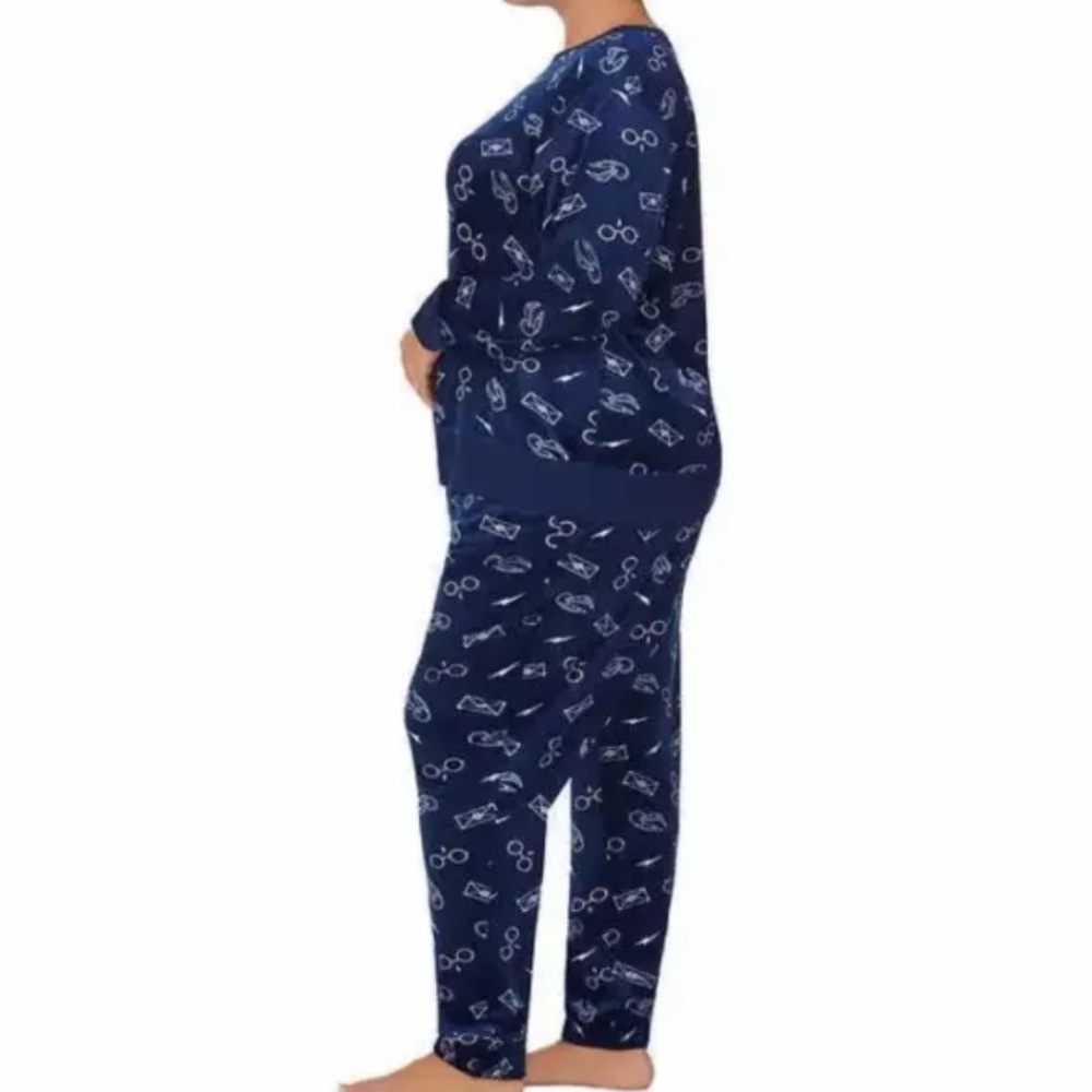 Wizarding World of Harry Potter‎ Velvety Stretch Fleece Pajama Set. Size 3X.
